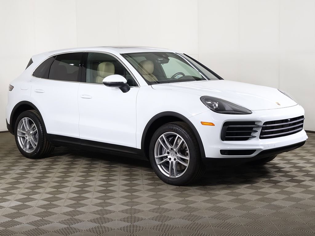 Used 2023 Porsche Cayenne AWD/4WD image 61