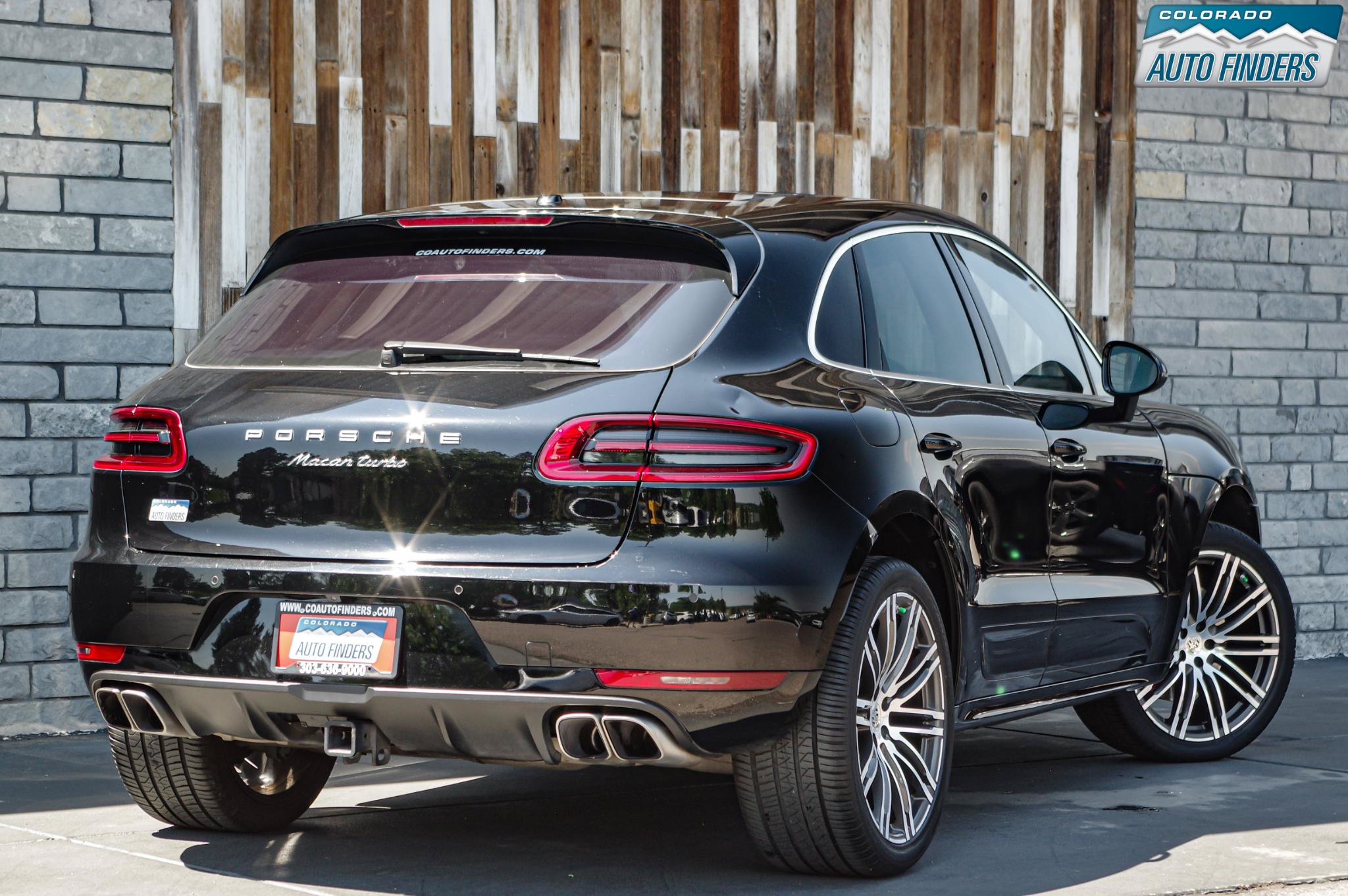 Used 2016 Porsche Macan Turbo AWD/4WD image 7