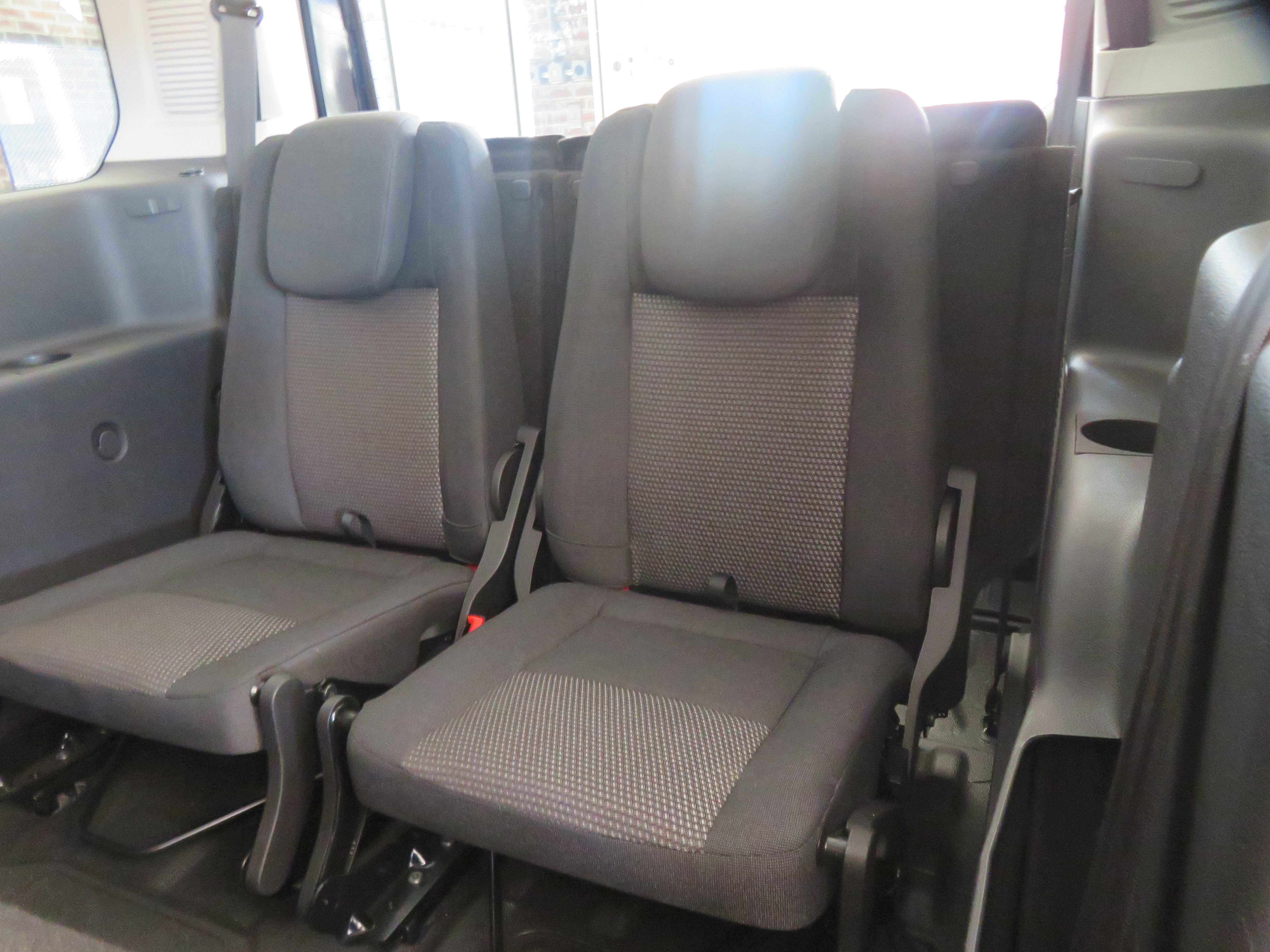 Used 2016 Ford Transit Connect XL image 17