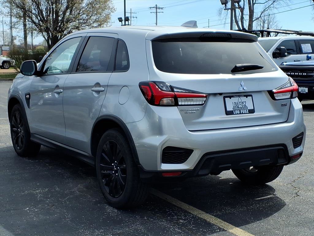 Used 2025 Mitsubishi Outlander Sport LE image 6