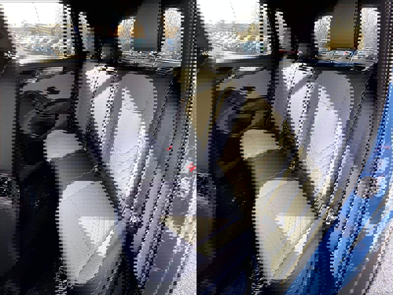 New 2026 Volkswagen Tiguan SE R-Line image 15