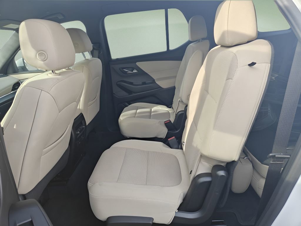 Used 2023 Chevrolet Traverse LT w/ LPO, Floor Liner Package image 17