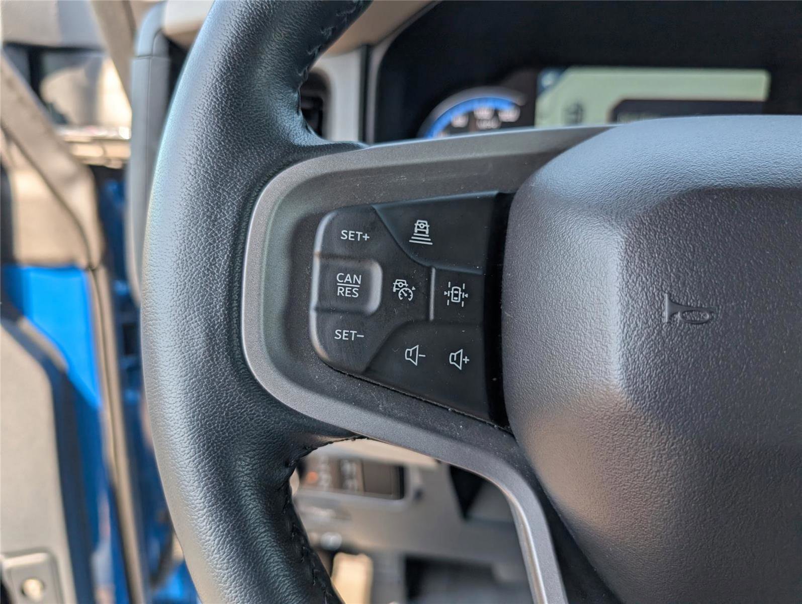 Used 2024 Ford Bronco Wildtrak image 28