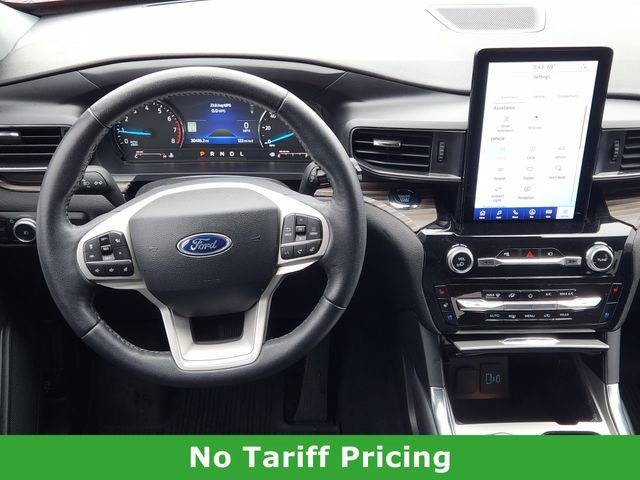 Used 2023 Ford Explorer Limited w/ Limited Technology Package RWD image 28