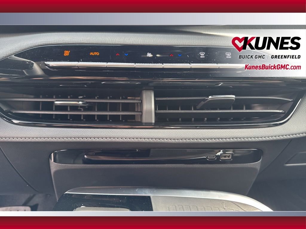 New 2026 Buick Enclave Sport Touring w/ Power Package image 29