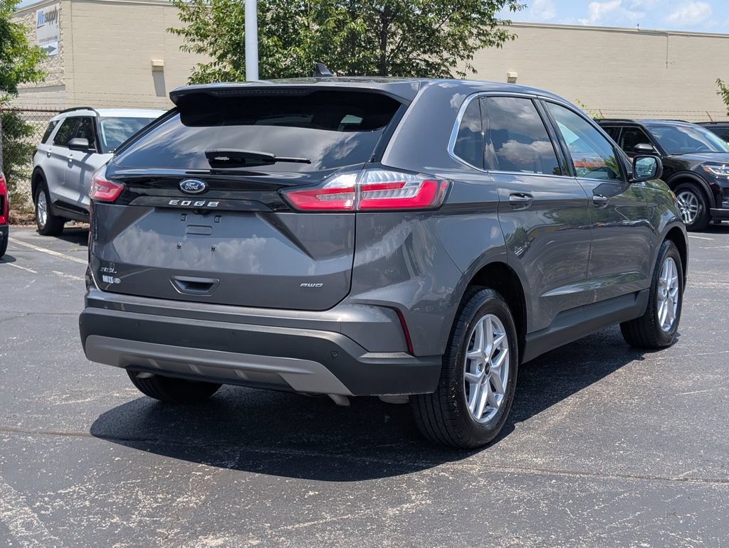 Used 2024 Ford Edge SEL w/ Convenience Package AWD/4WD image 6