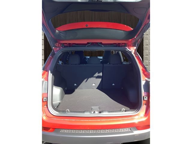 Certified 2025 Jeep Compass Sport image 12