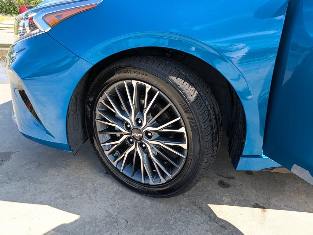 Certified 2024 Kia Forte GT-Line FWD image 35
