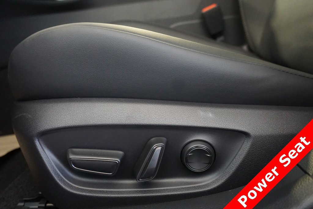 New 2026 Toyota Prius XLE image 7