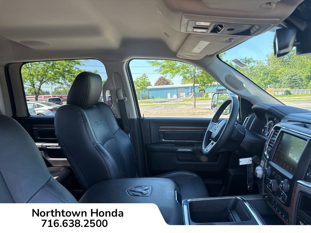 Used 2017 RAM 1500 Laramie AWD/4WD image 16