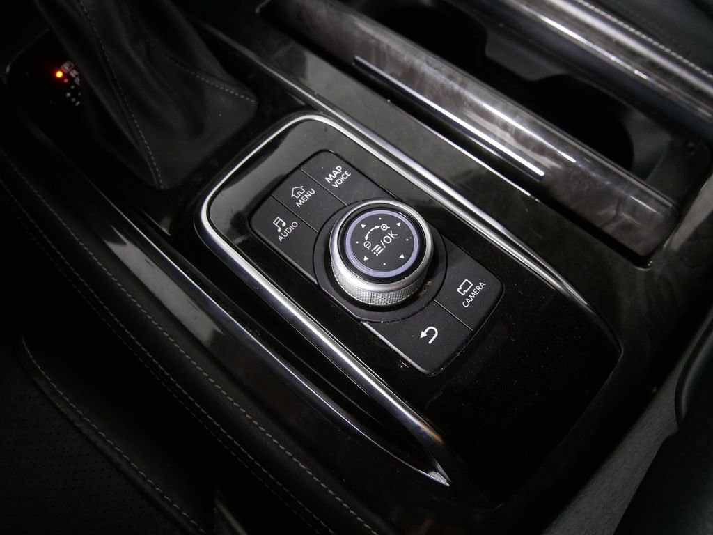 Used 2022 INFINITI QX80 Luxe image 26