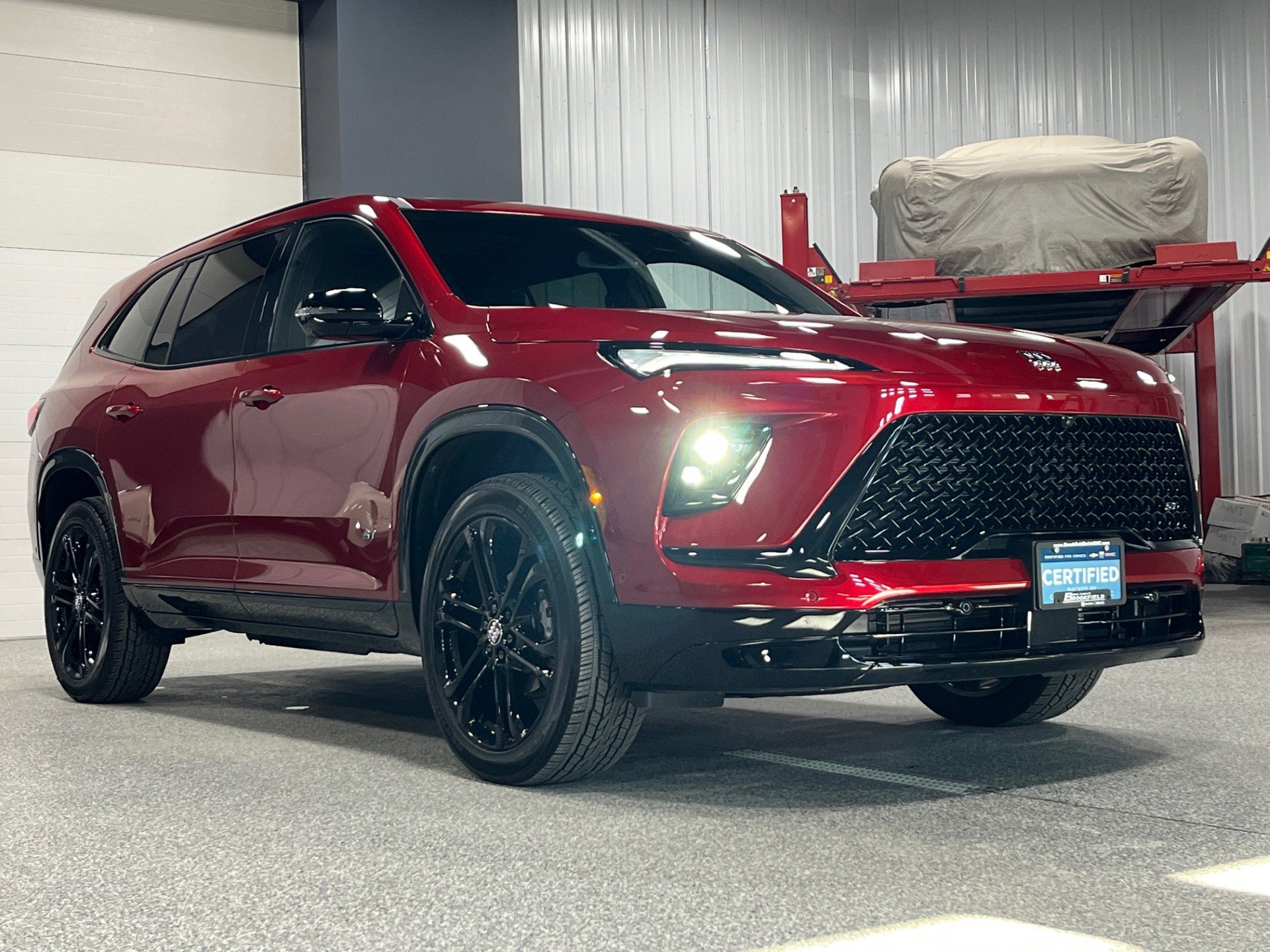 Certified 2025 Buick Enclave Sport Touring w/ Super Cruise Package image 7