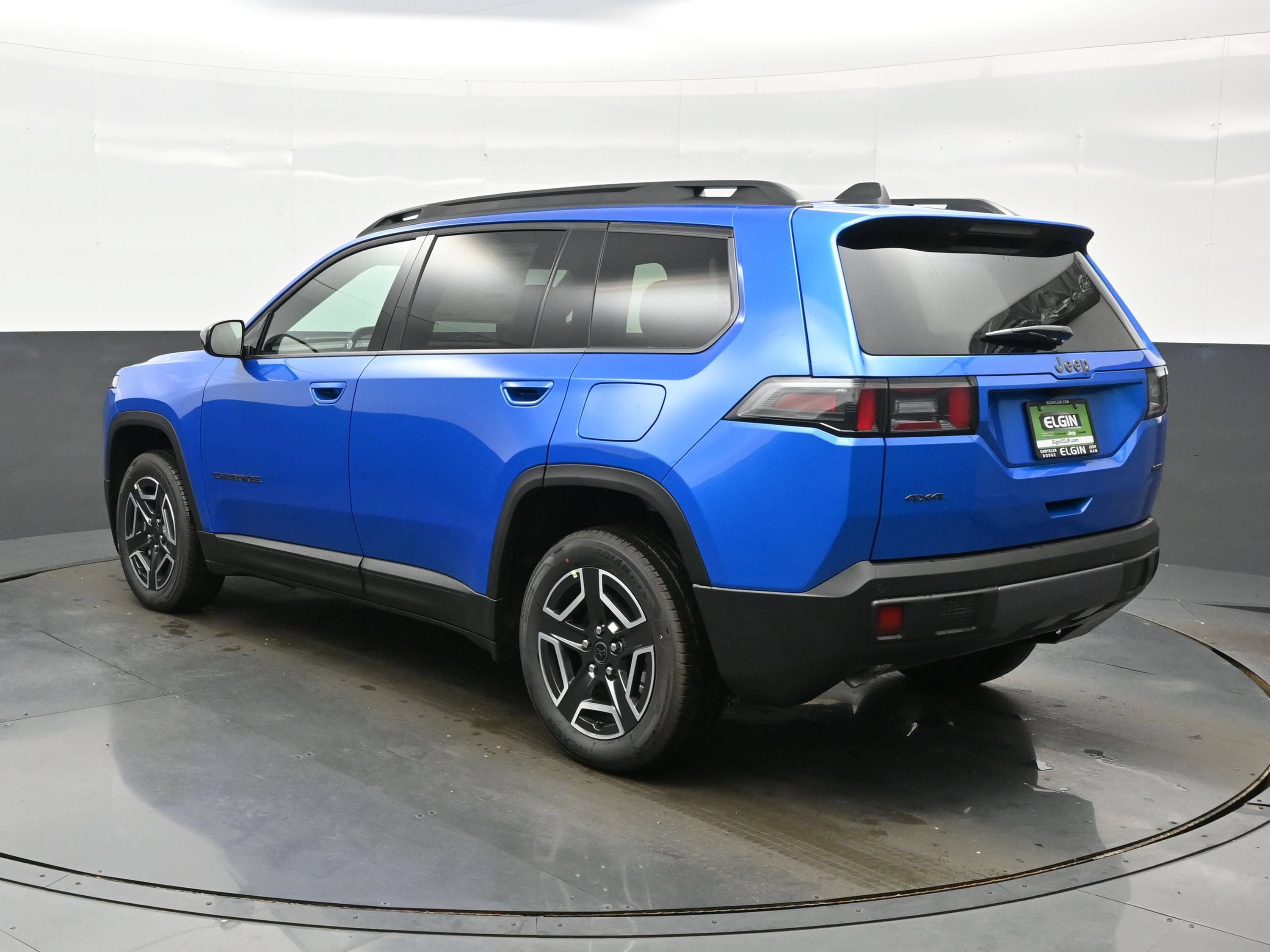 New 2026 Jeep Cherokee Laredo AWD/4WD image 5