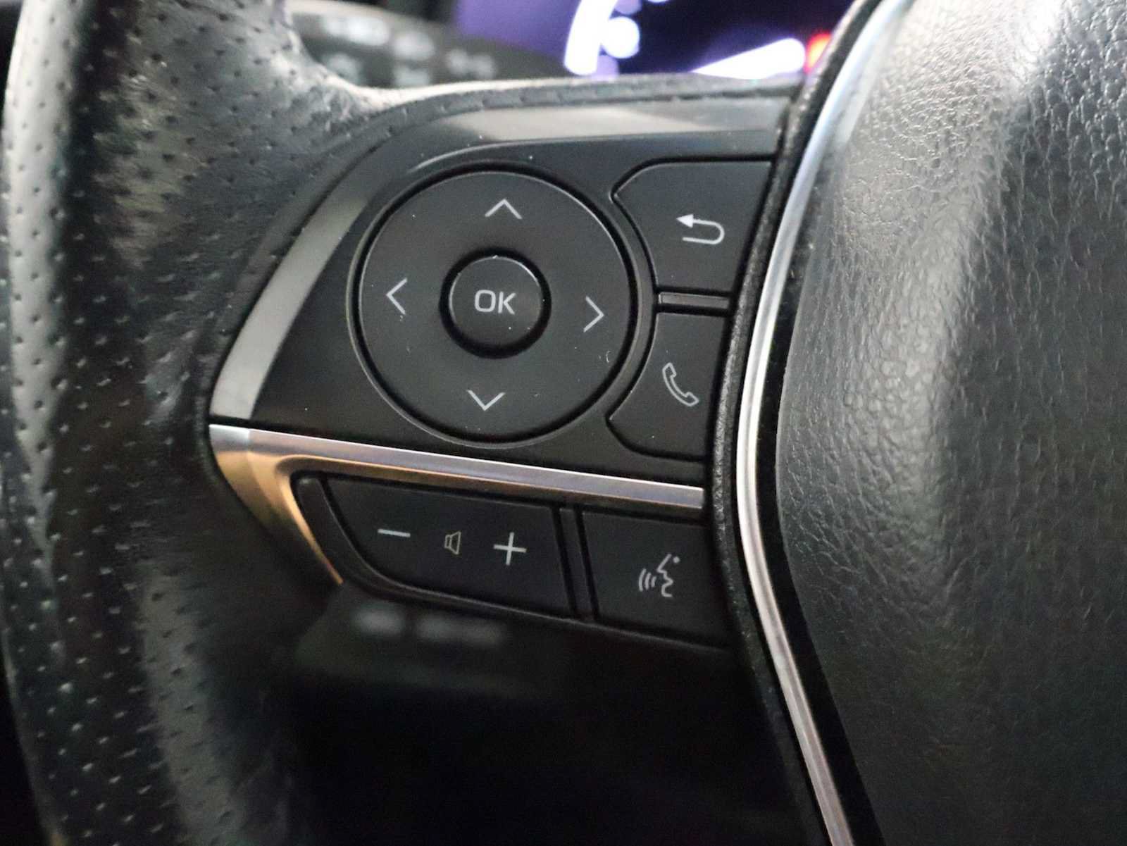Used 2019 Toyota Avalon XSE w/ Protection Package FWD image 25