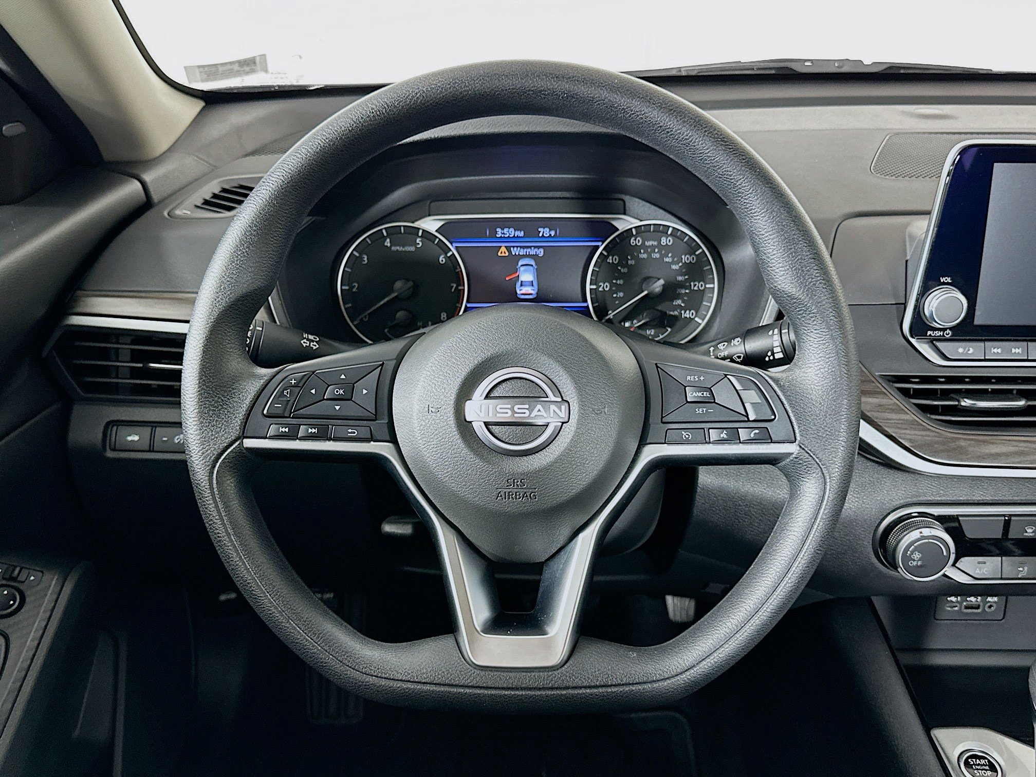 Used 2024 Nissan Altima 2.5 SV FWD image 18