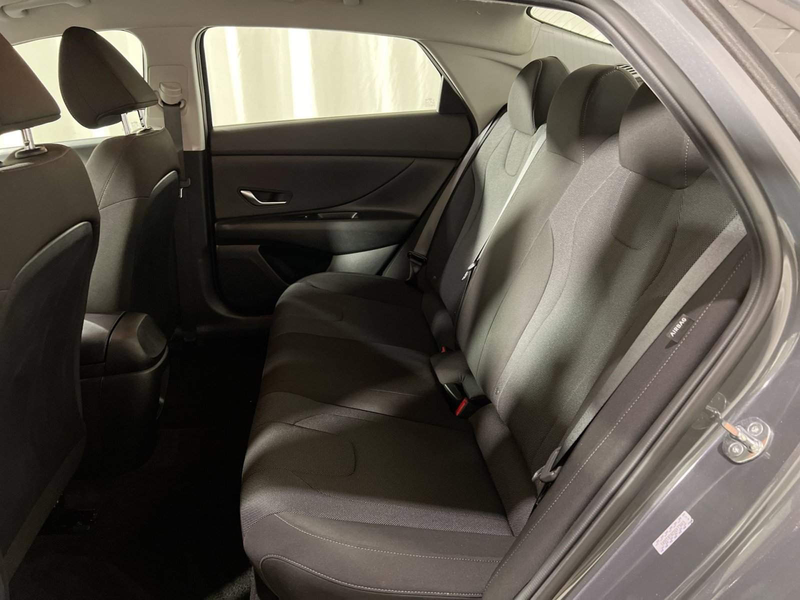 Used 2024 Hyundai Elantra SE image 24