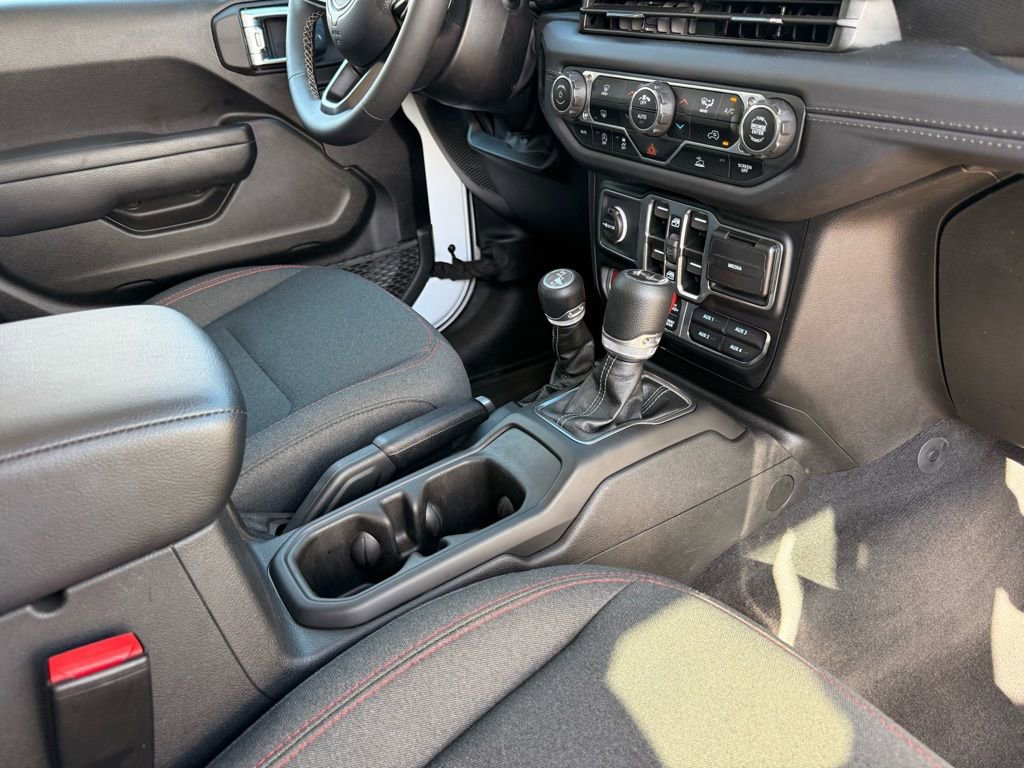 Used 2025 Jeep Wrangler Unlimited Rubicon image 44