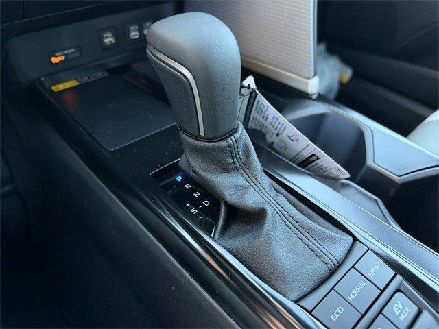 New 2026 Toyota Camry SE image 17