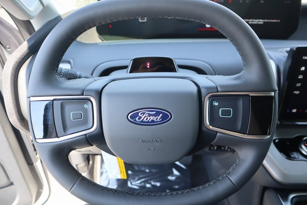 New 2025 Ford Expedition Max Active image 3