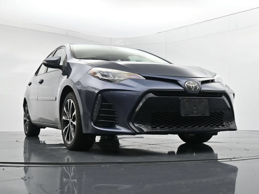 Used 2017 Toyota Corolla SE w/ Carpet Mat Package (TMS) FWD image 24
