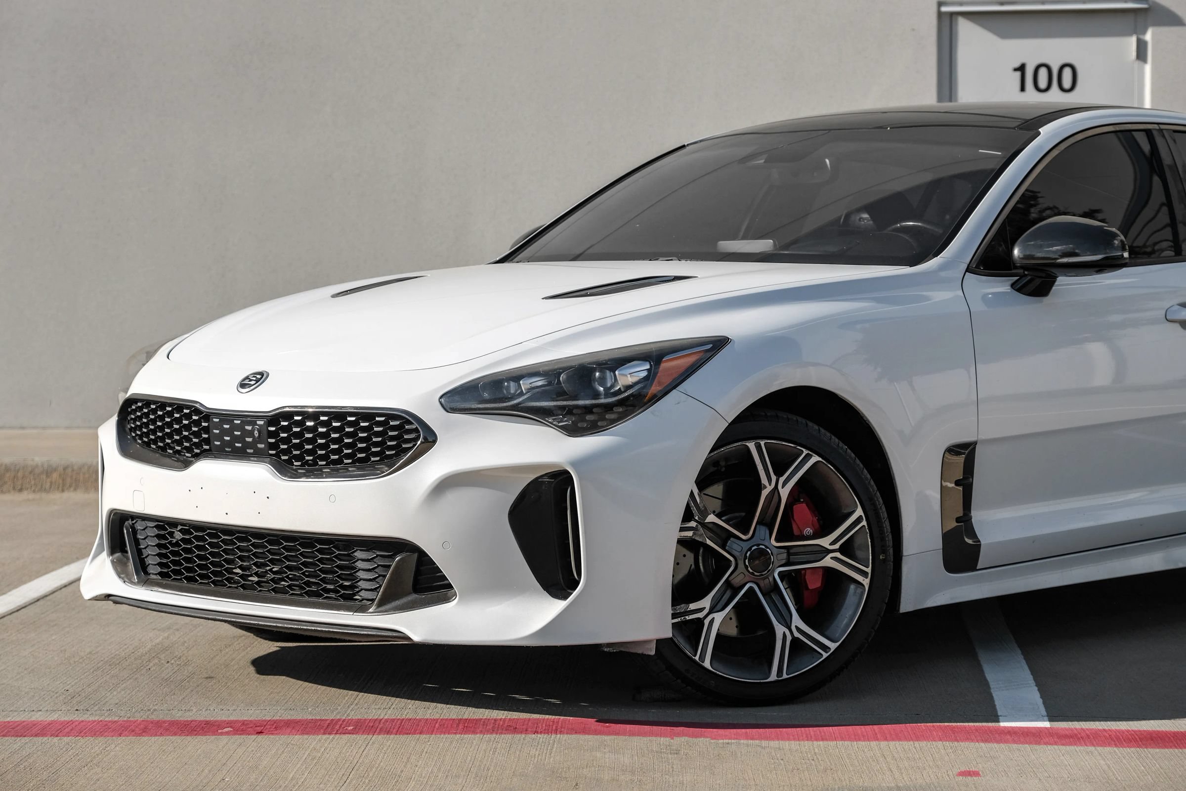 Used 2020 Kia Stinger GT2 RWD image 8