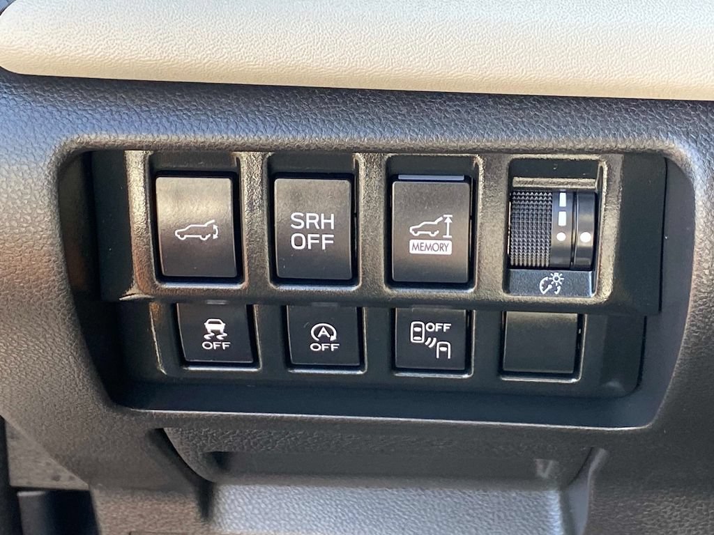 Used 2024 Subaru Forester Limited AWD/4WD image 23