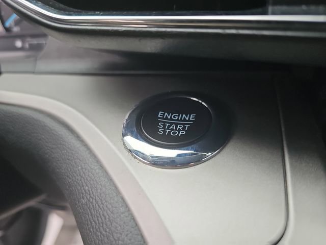 Used 2022 Ford Explorer XLT w/ Equipment Group 202A image 30