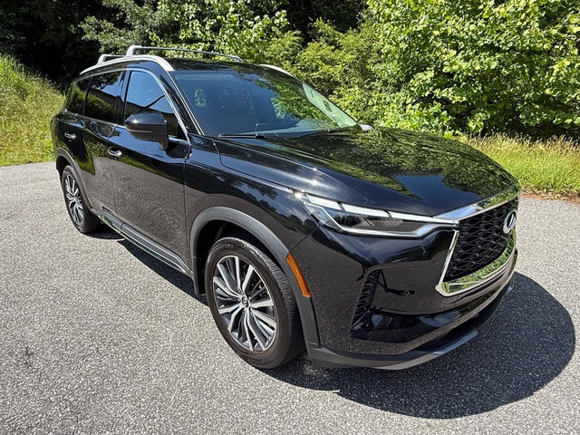 Used 2025 INFINITI QX60 Sensory w/ Vision Package AWD/4WD image 4