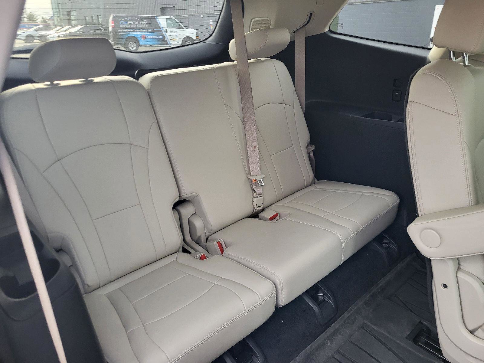 Used 2022 Buick Enclave Premium w/ Experience Buick Package image 13