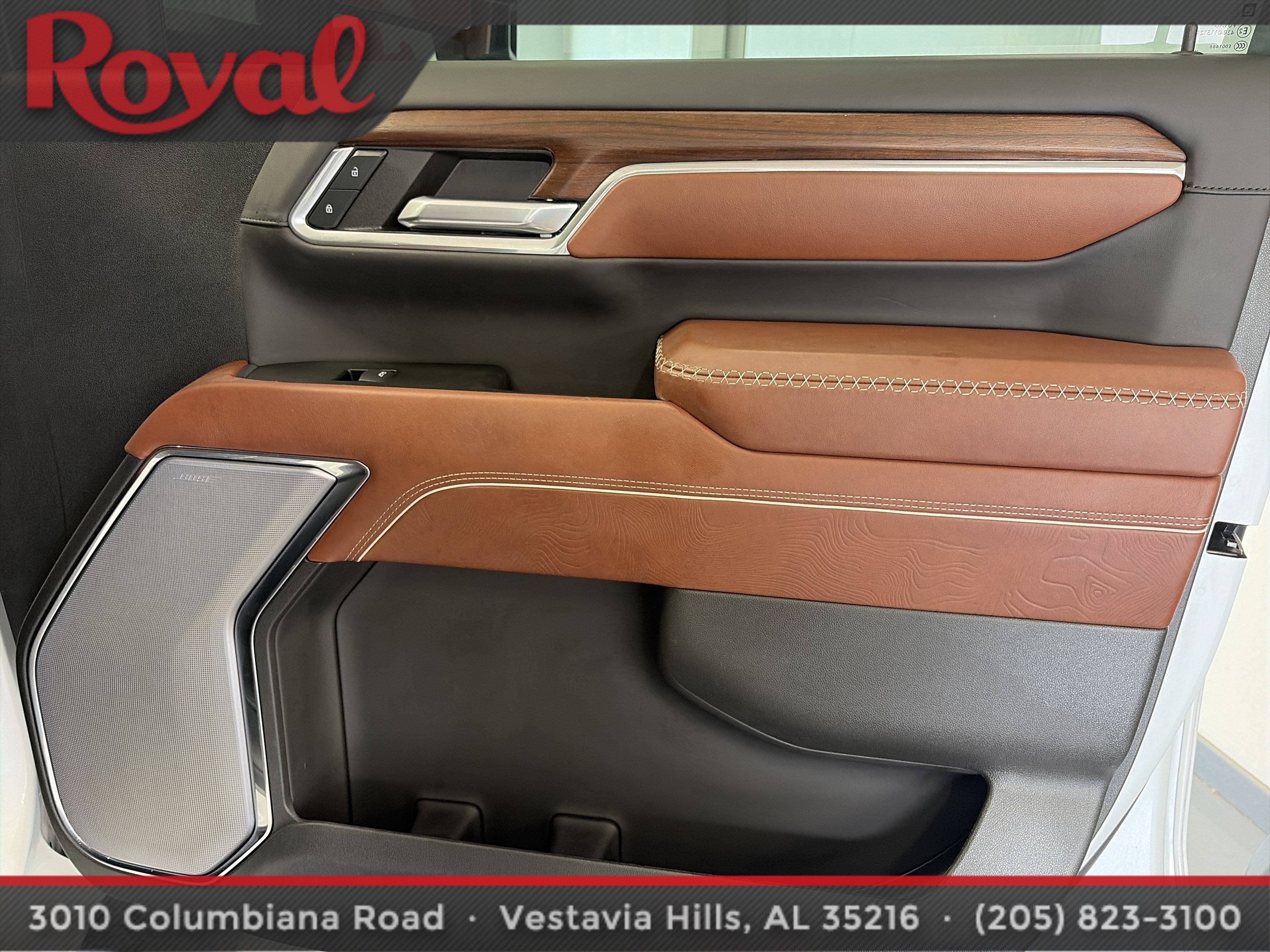 Used 2024 GMC Sierra 2500 Denali Ultimate w/ Max Trailering Package AWD/4WD image 13