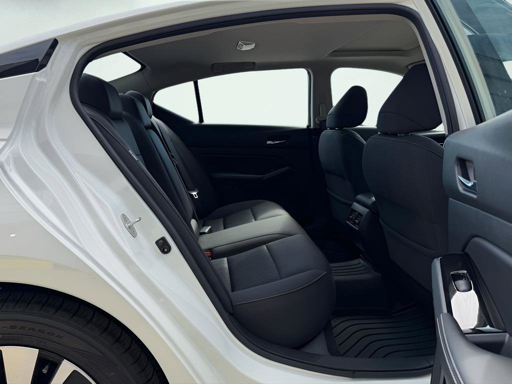 Used 2020 Nissan Altima 2.5 SV image 26