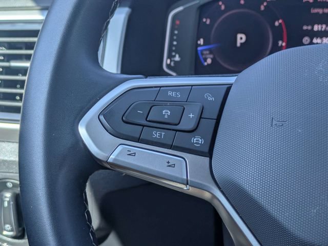Used 2023 Volkswagen Atlas SE w/ Black Wheel Package FWD image 25