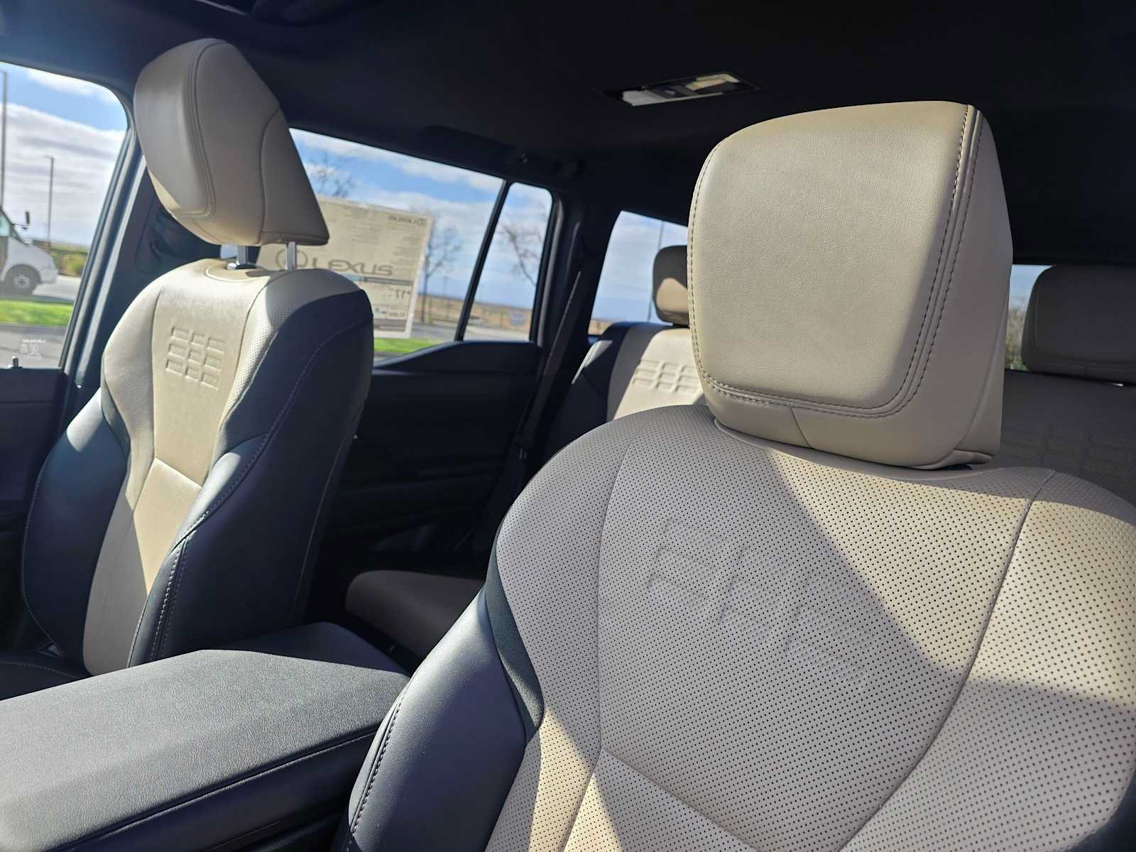 New 2026 Lexus GX 550 AWD/4WD image 23