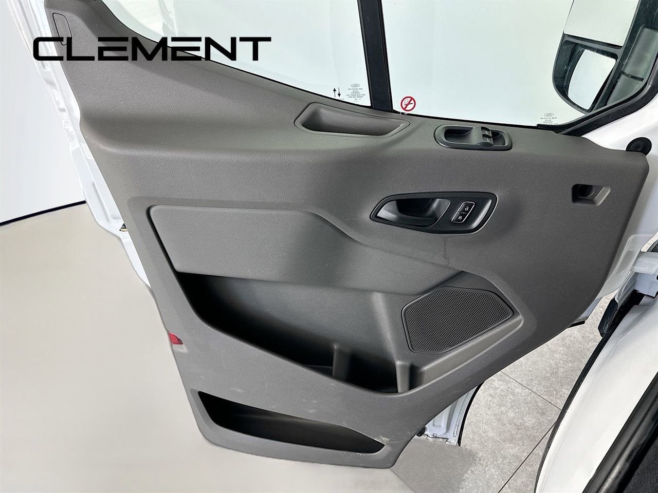 Used 2024 Ford Transit 250 Low Roof w/ Exterior Upgrade Package image 26