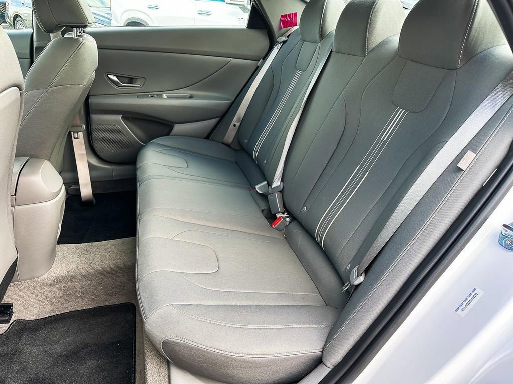 Used 2025 Hyundai Elantra Sport w/ Cargo Package image 31