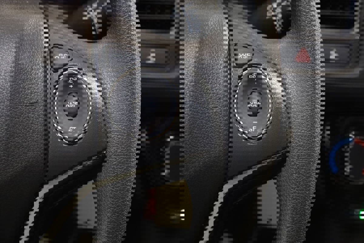 Used 2021 Honda HR-V LX image 27