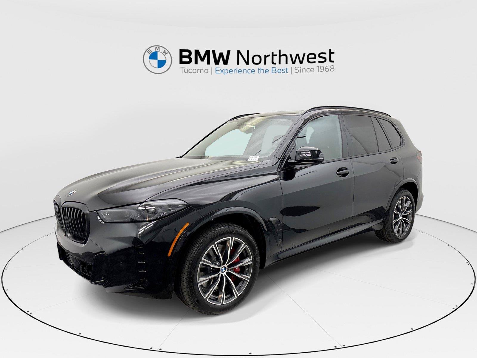 New 2026 BMW X5 xDrive40i w/ M Sport Package AWD/4WD image 1