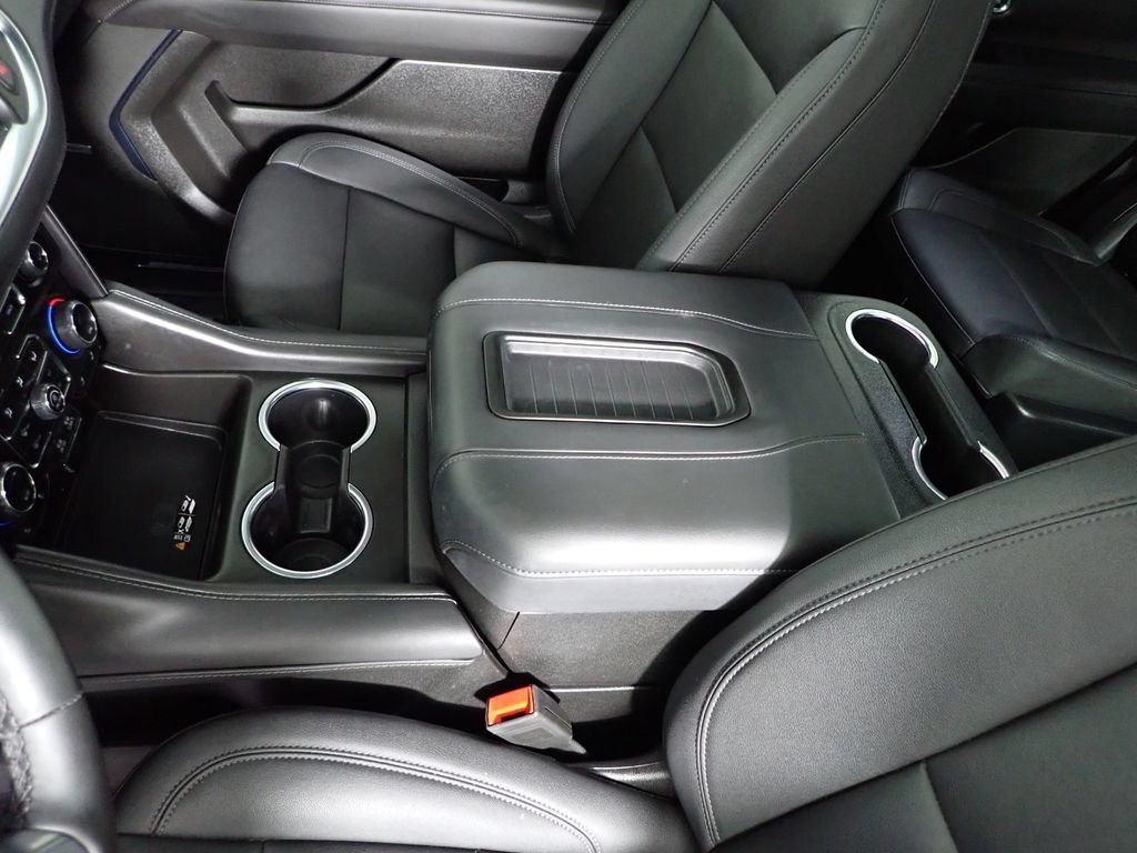Used 2023 Chevrolet Tahoe Z71 w/ Z71 Off-Road Package AWD/4WD image 34
