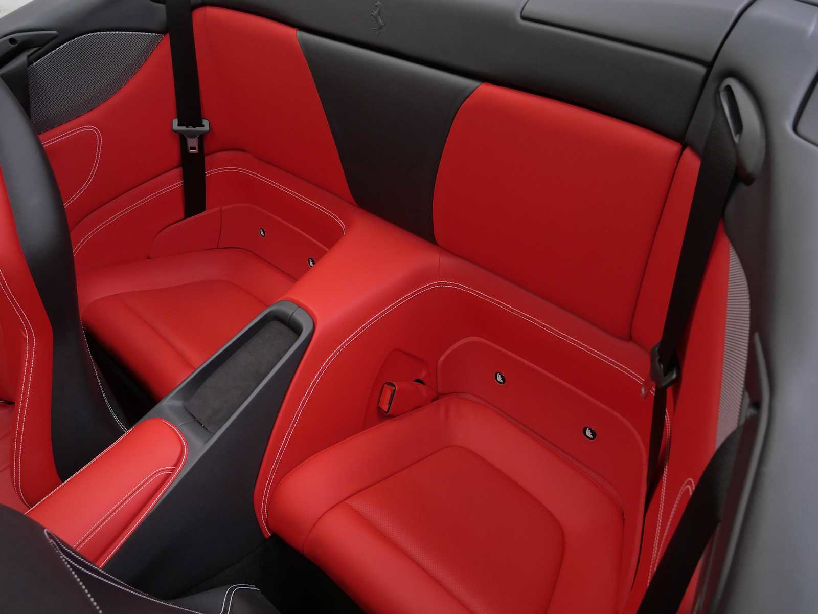 Certified 2022 Ferrari Portofino M RWD image 21