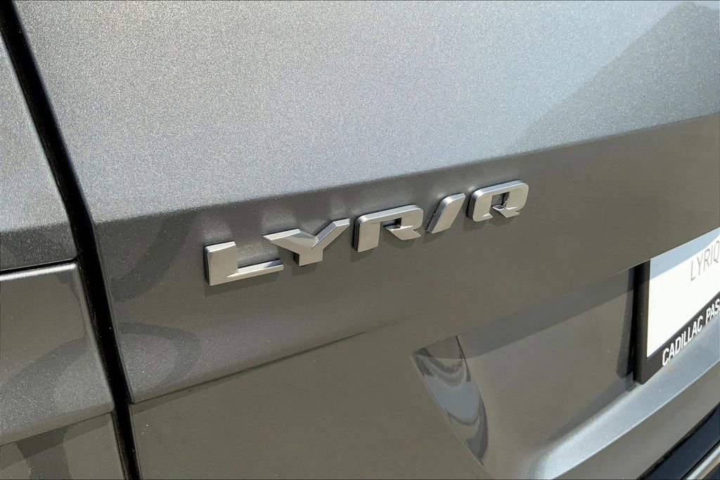 New 2026 Cadillac Lyriq V image 30