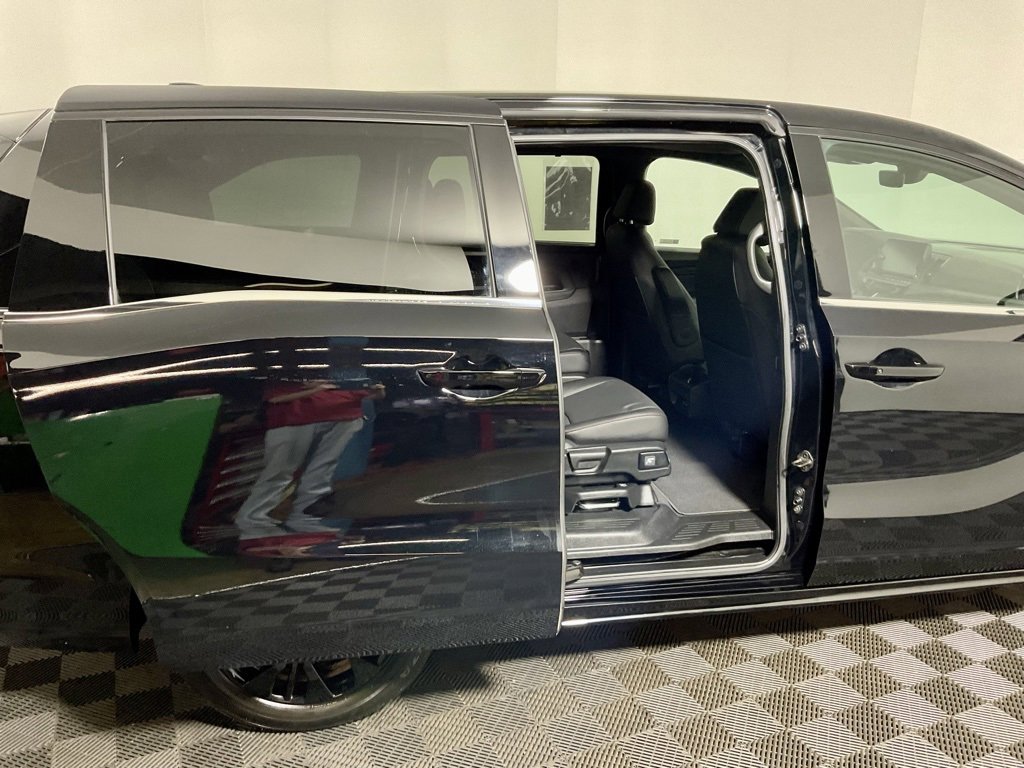 Used 2025 Honda Odyssey Sport-L image 31