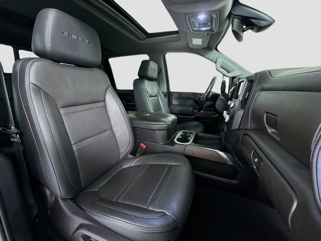 Used 2022 GMC Sierra 3500 Denali image 28