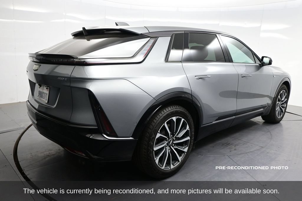 Used 2024 Cadillac Lyriq Sport RWD image 6
