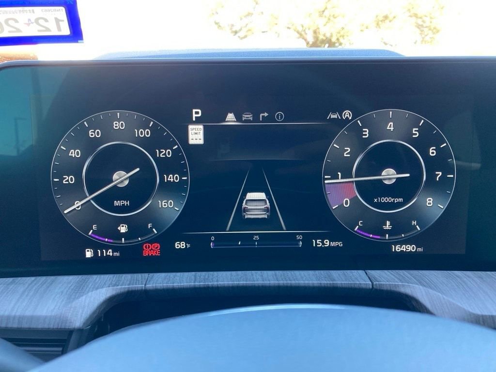 Used 2024 Kia Telluride SX image 18