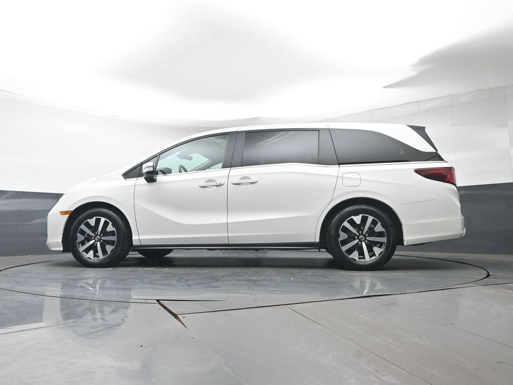 Certified 2025 Honda Odyssey EX-L image 32