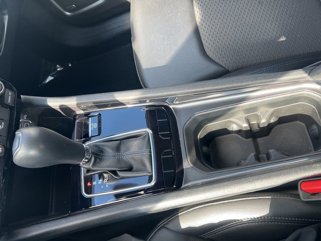 Used 2022 Jeep Compass Latitude w/ Sun and Sound Group image 31