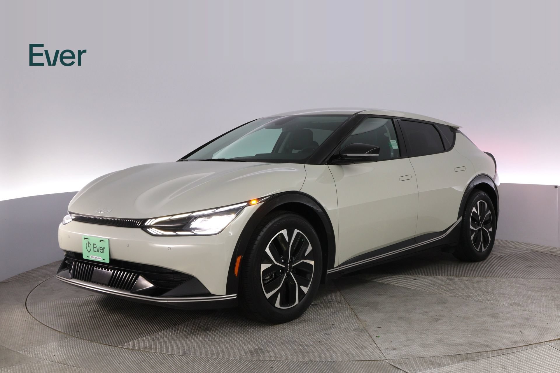 Used 2024 Kia EV6 Wind RWD image 2