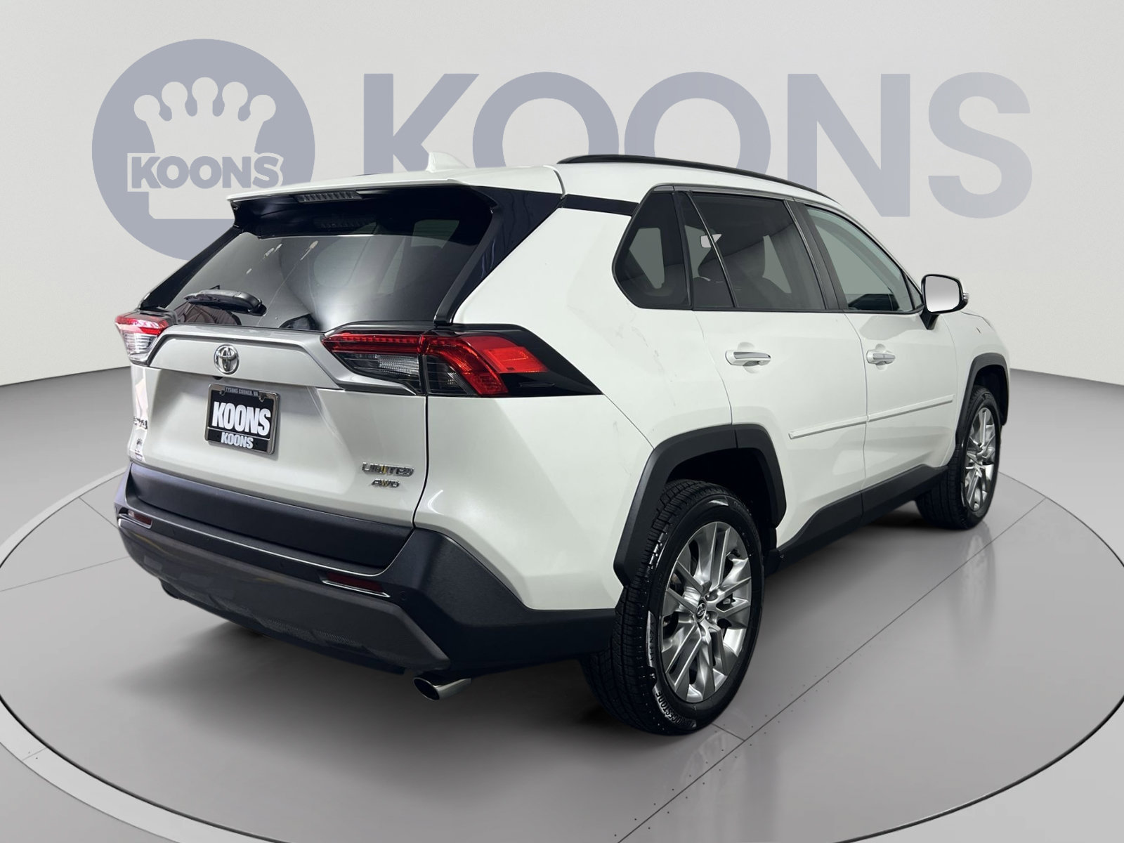 Used 2020 Toyota RAV4 Limited AWD/4WD image 7