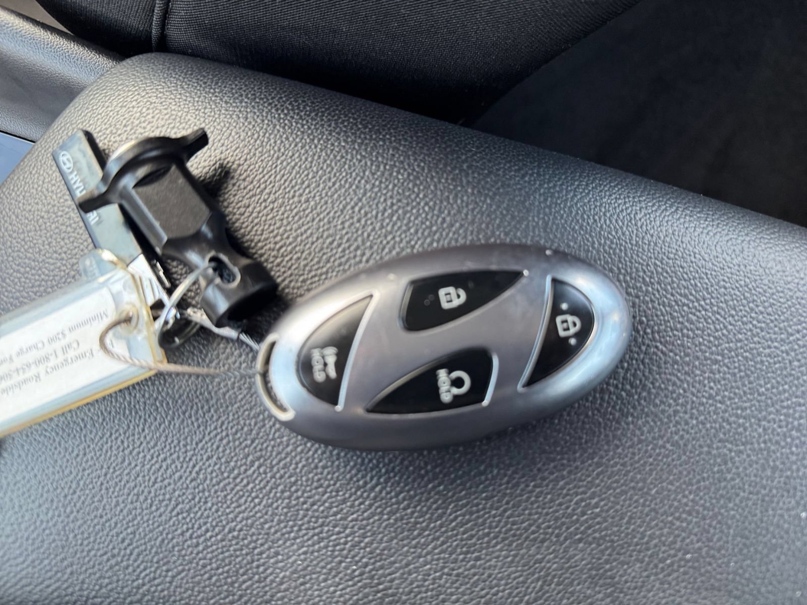 Used 2025 Hyundai Elantra SEL FWD image 23