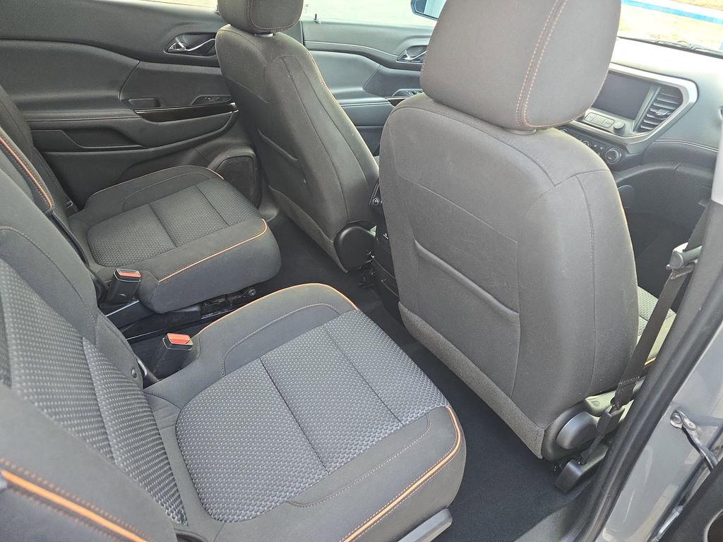 Used 2023 GMC Acadia AT4 AWD/4WD image 11